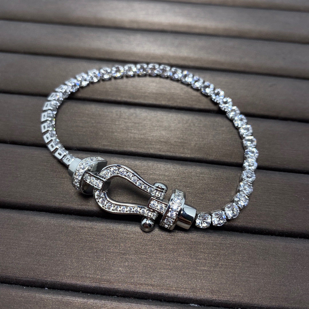 ˇGilded EraˇFORCE HORSESHOE DIAMOND TENNIS BRACELET