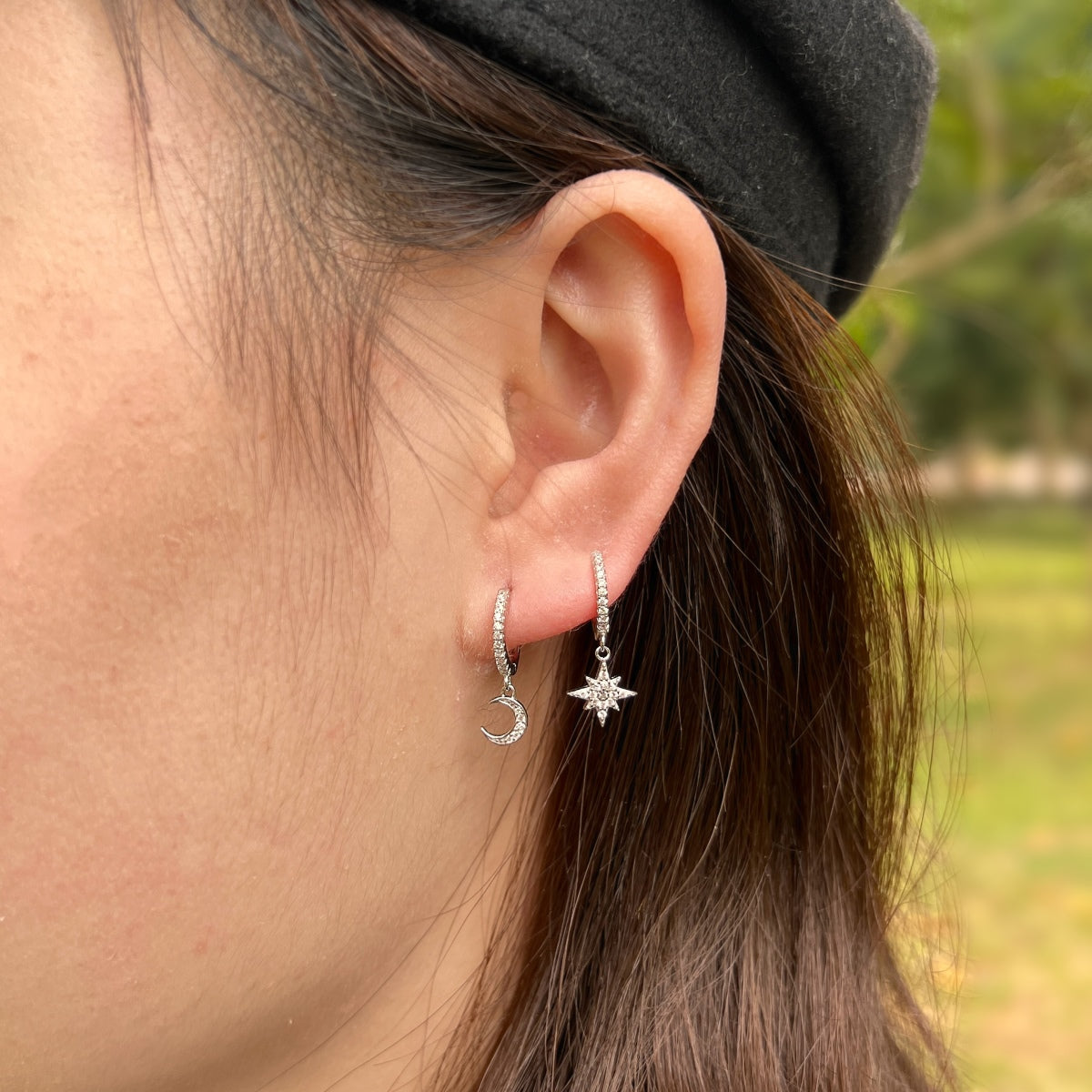 [STREET]Asymmetrische Ohrringe mit Stern- und Mondmotiven