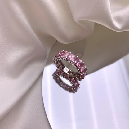 [STREET]Eleganter Tennisring im Prinzessschliff