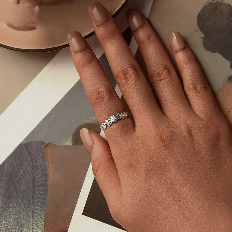[STREET] Statement-Ring mit Blumenmuster und Zirkonia-Besatz