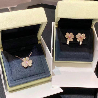 ˇGilded EraˇFRIVOLE ROSE GOLD FLOWER DIAMOND NECKLACE